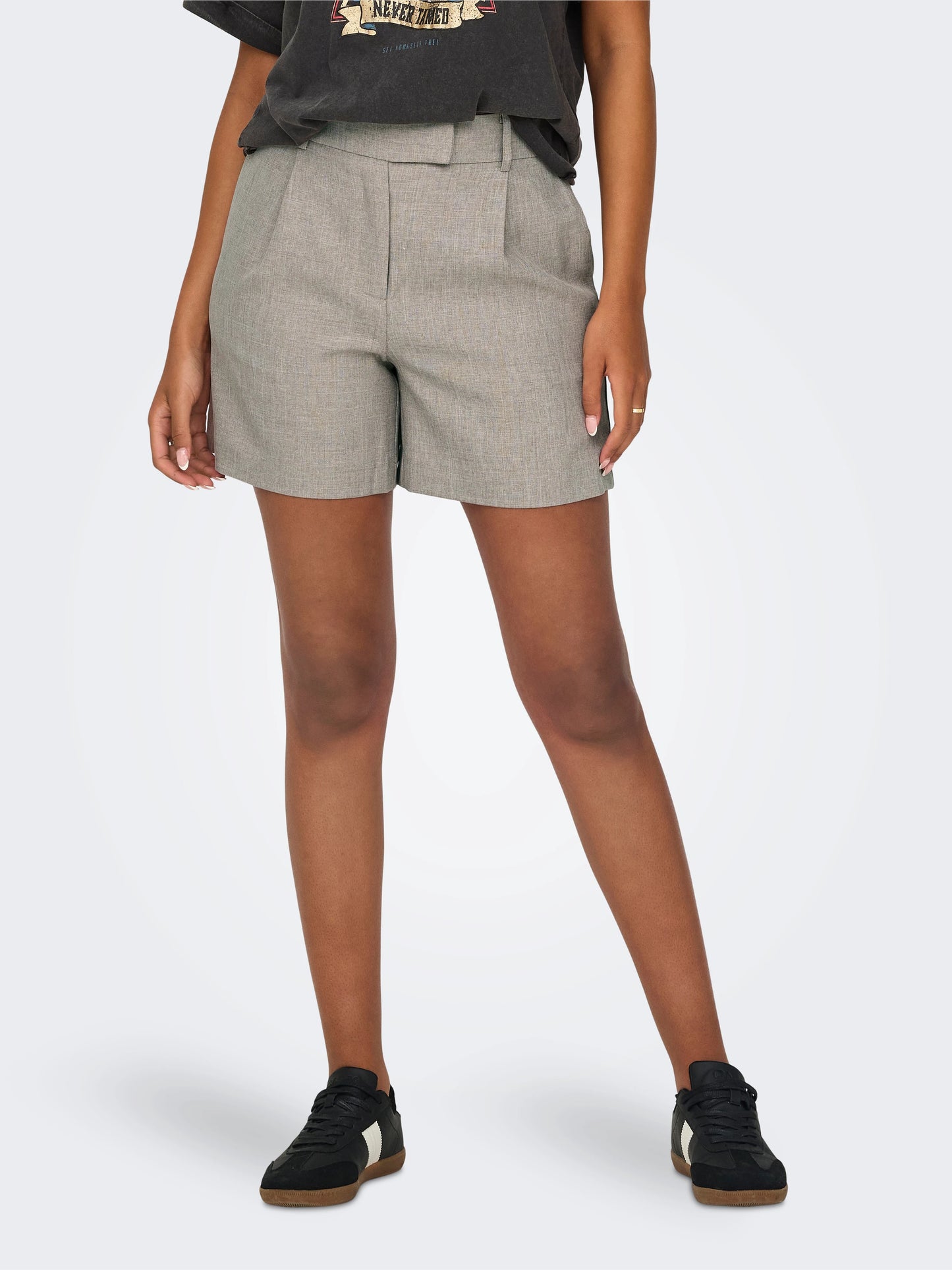 SHORTS CINTURA ALTA ONLY