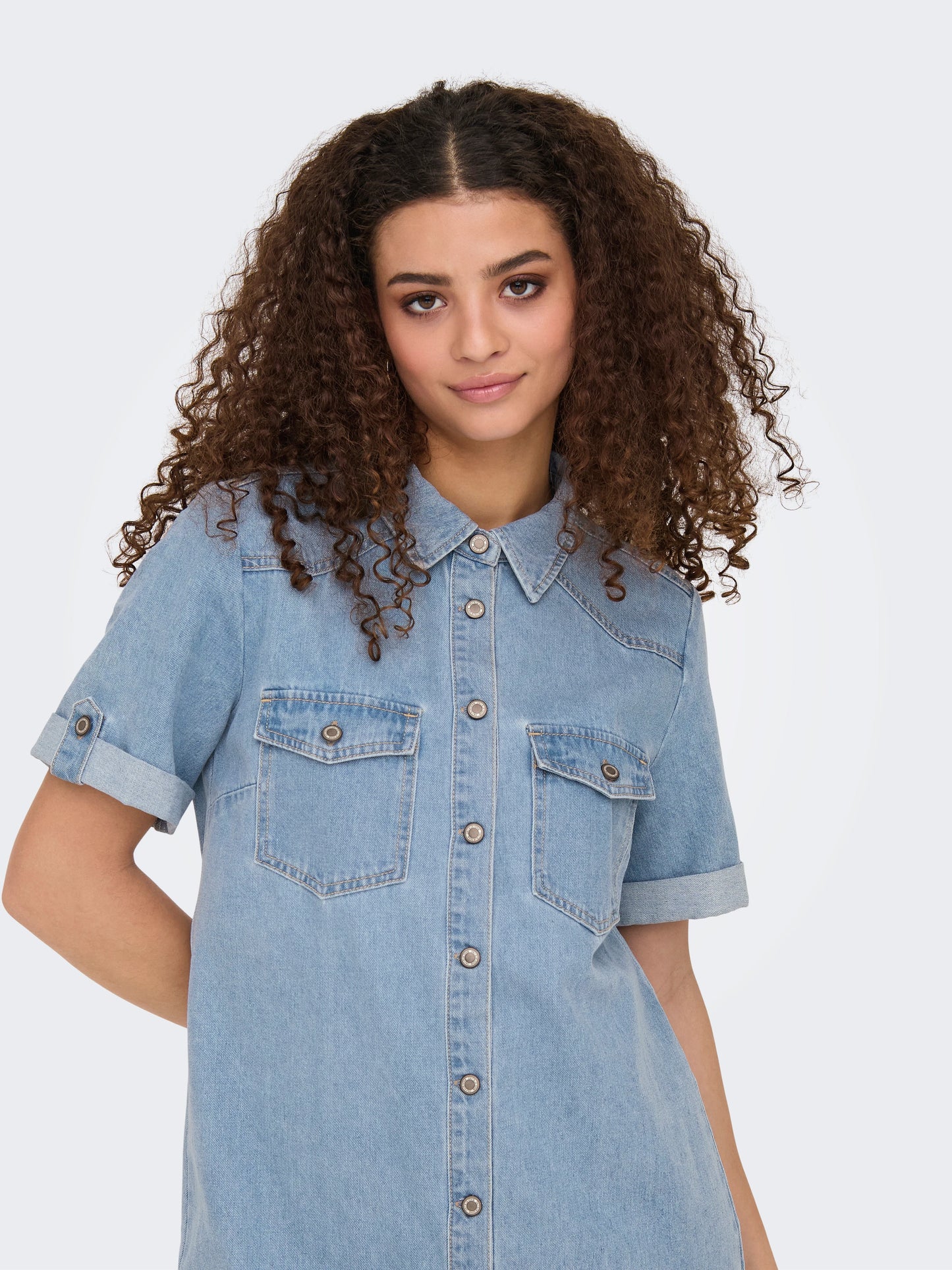 VESTIDO CORTO DENIM ONLY