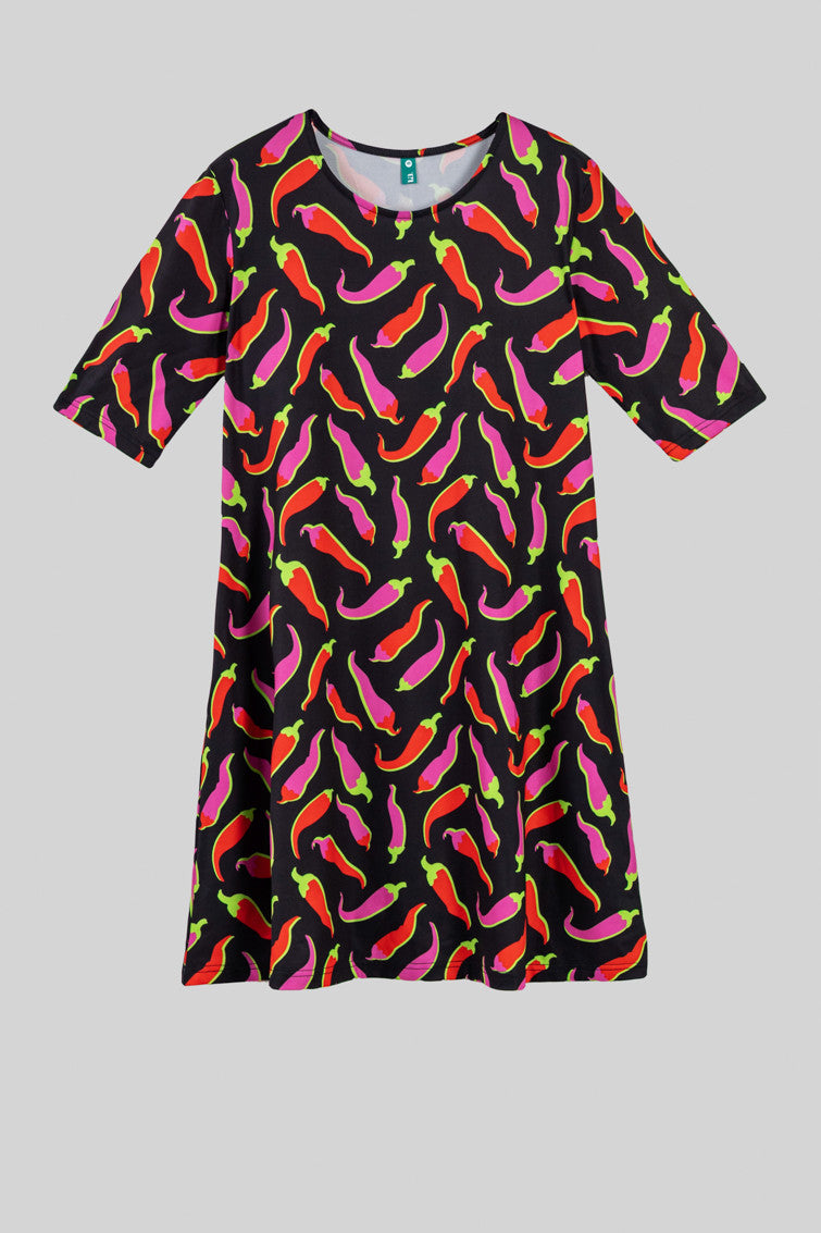 VESTIDO ELÁSTICO NEGRO CON CHILIS ROSAS Y ROJOS PICANTE LOLINA