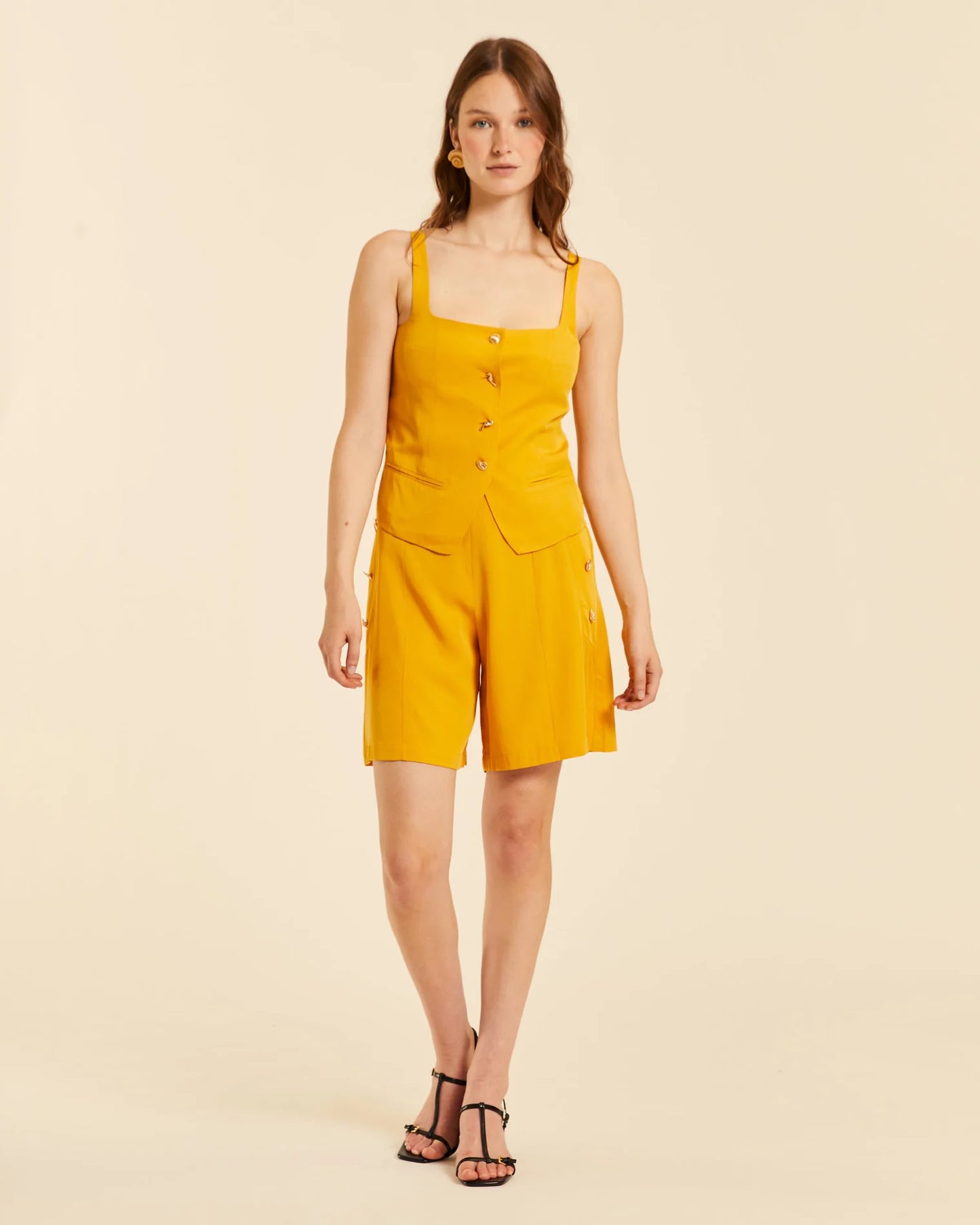 TOP CHALECO AMARILLO PEPALOVES