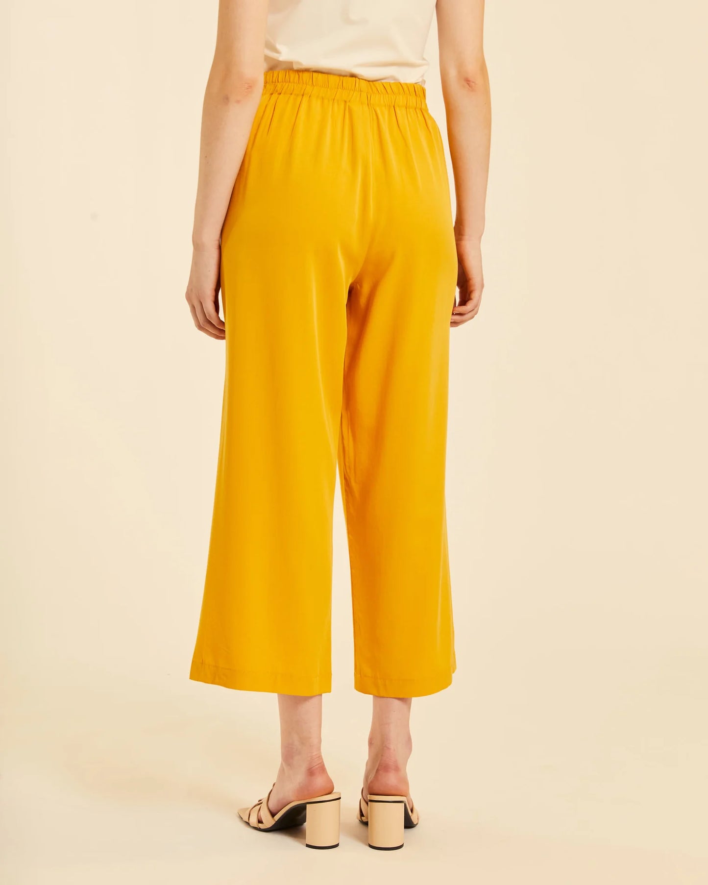 CULOTE CON PINZAS AMARILLO PEPALOVES