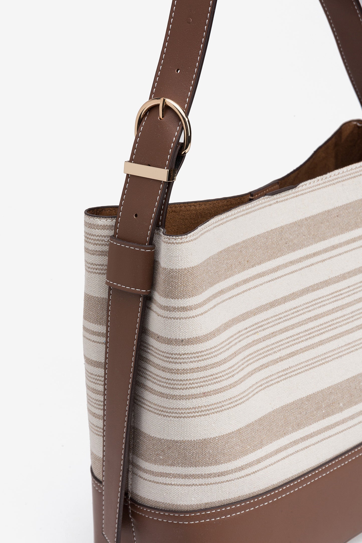 BOLSO DE HOMBRO EN CONTRASTE TIFFOSI