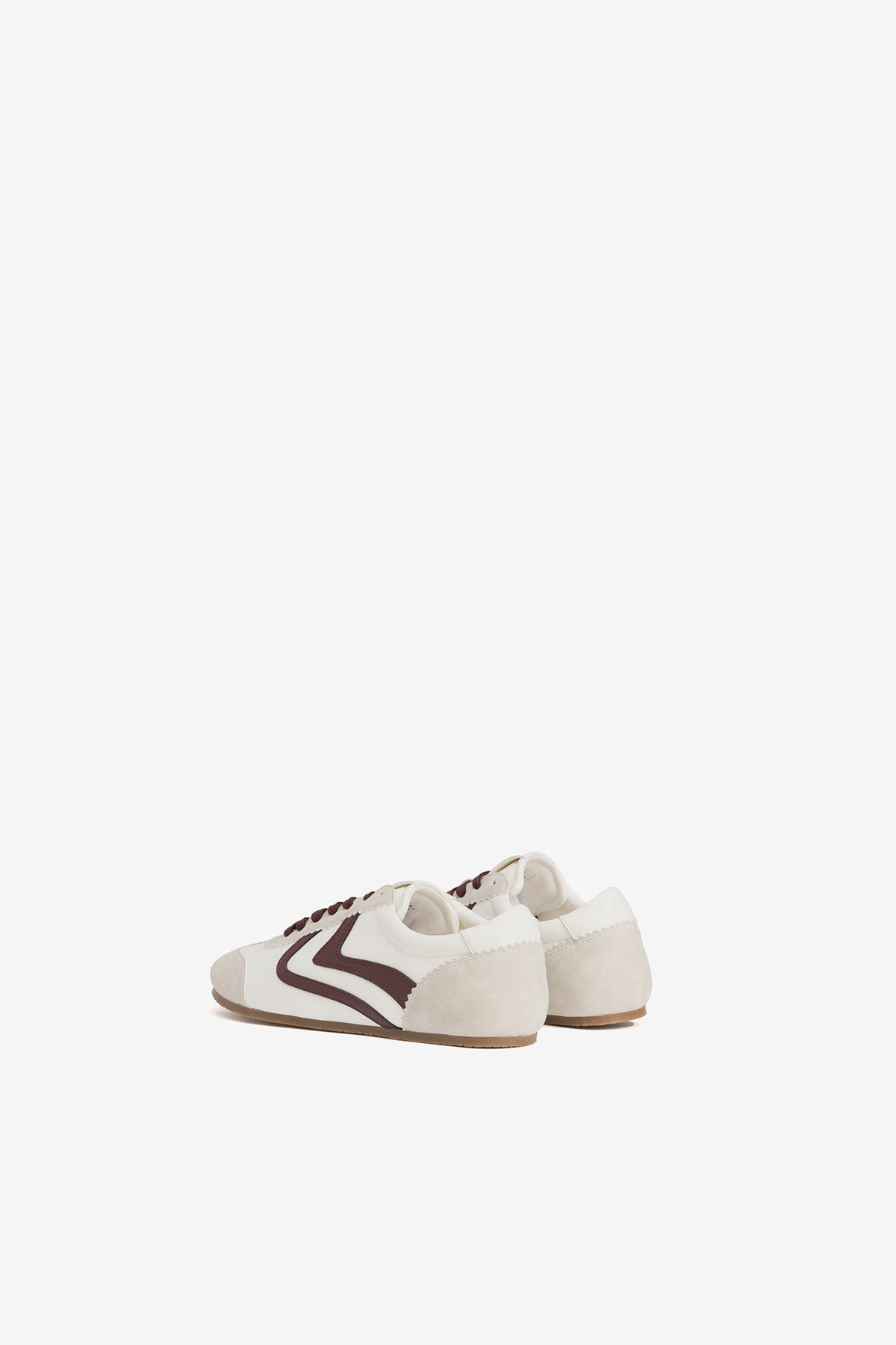 ZAPATILLAS GRIS CON DETALLES TIFFOSI