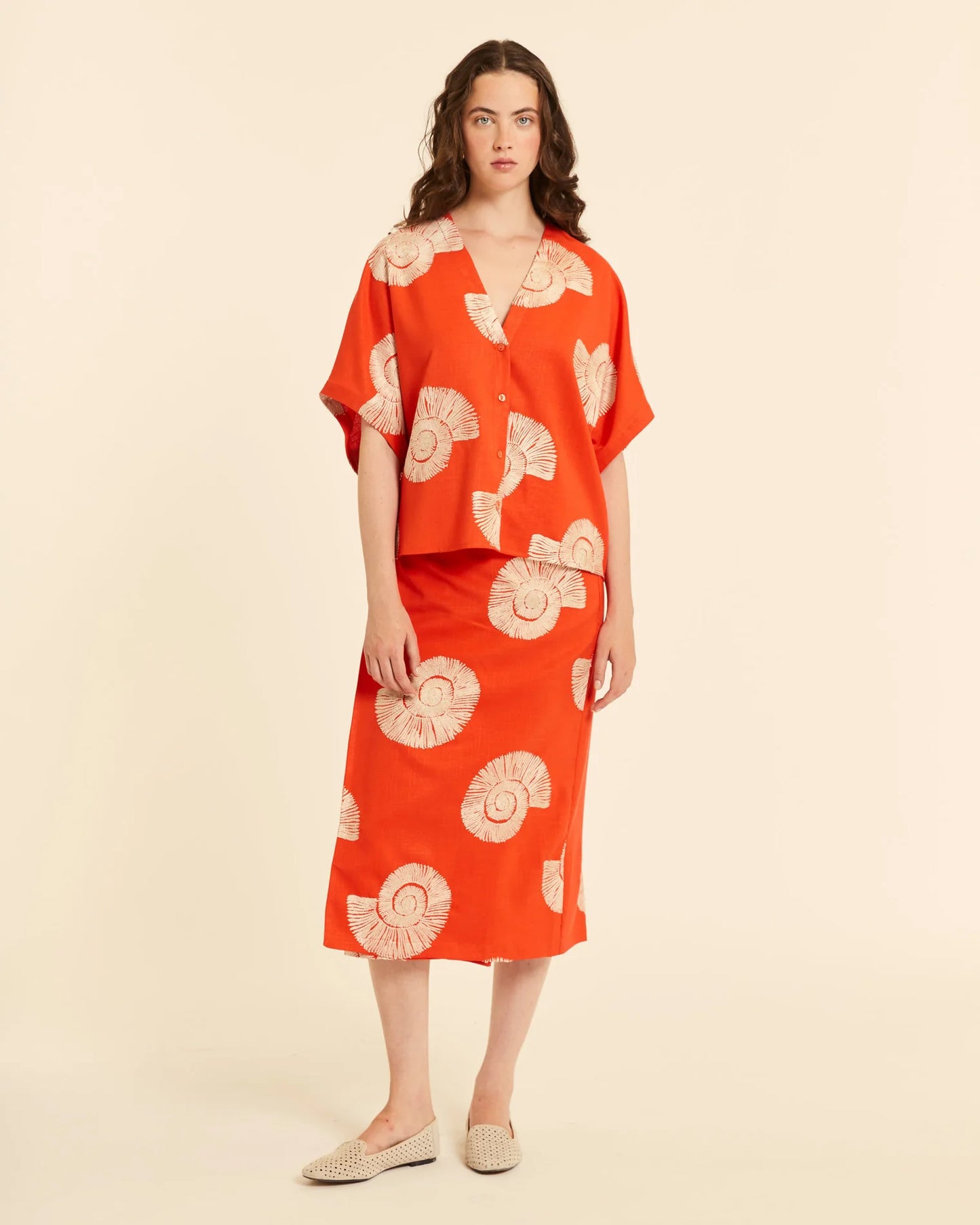 TOP KIMONO CON BORDADO CARACOLAS PEPALOVES