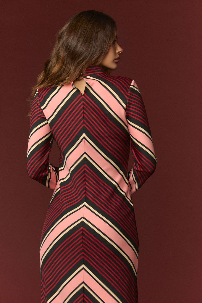 MODERN DRESS MINUETO