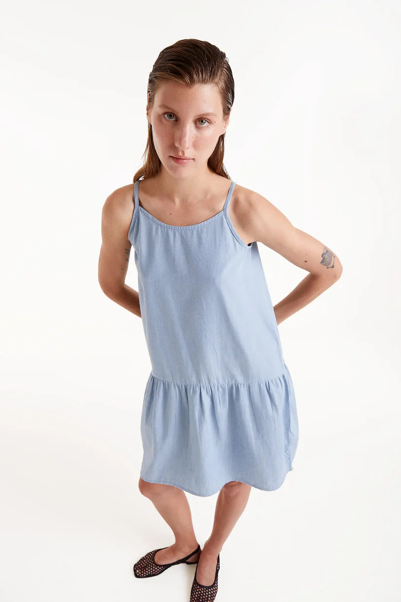 VESTIDO CORTO TIRANTES EFECTO DENIM COMPAÑÍA FANTÁSTICA