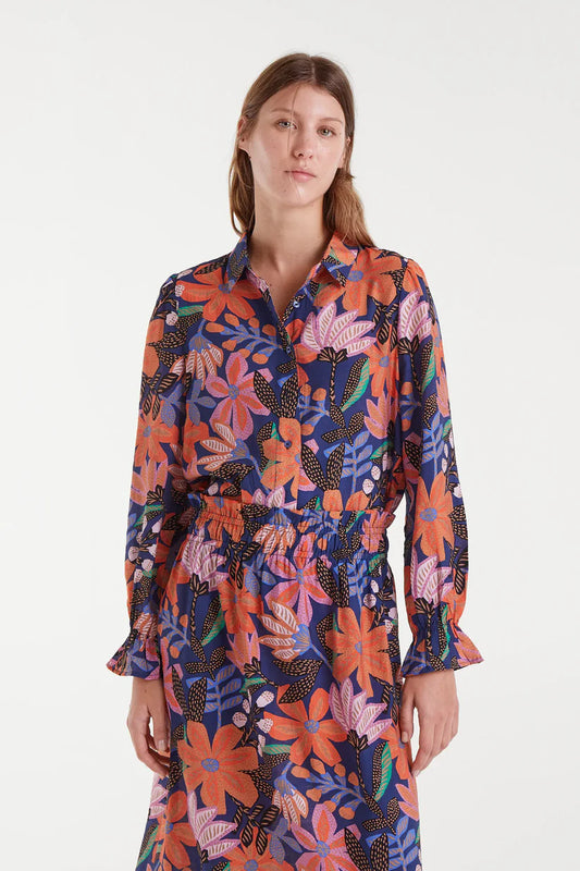 CAMISA CREPÉ LIGERO CON ESTAMPADO TIGERLILY COMPAÑÍA FANTÁSTICA
