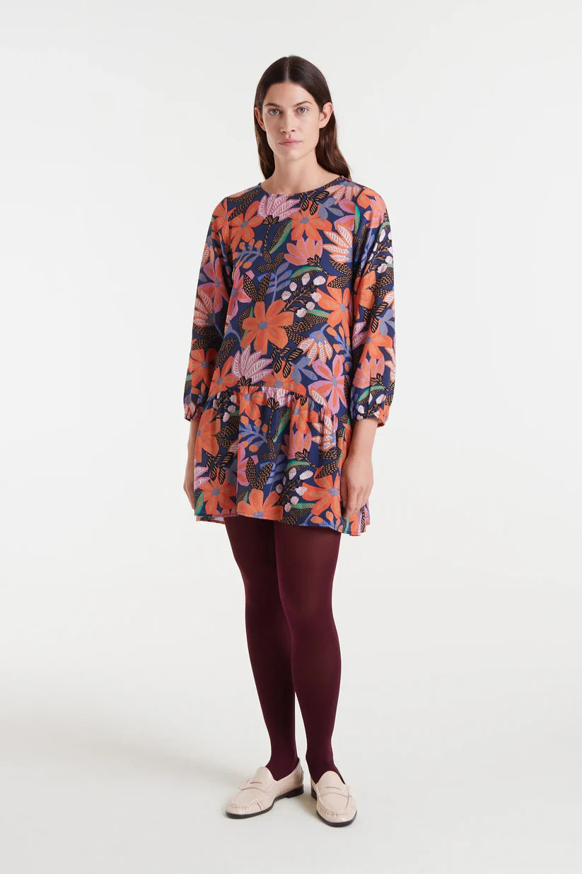VESTIDO CORTO CREPÉ LIGERO CON ESTAMPADO TIGERLILY COMPAÑÍA FANTÁSTICA