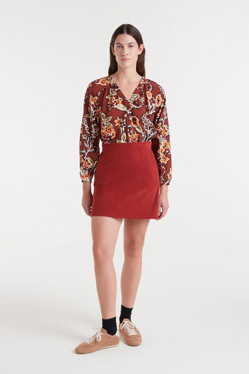 CAMISA CREPÉ LIGERO ESTAMPADO DAISY COMPAÑÍA FANTÁSTICA