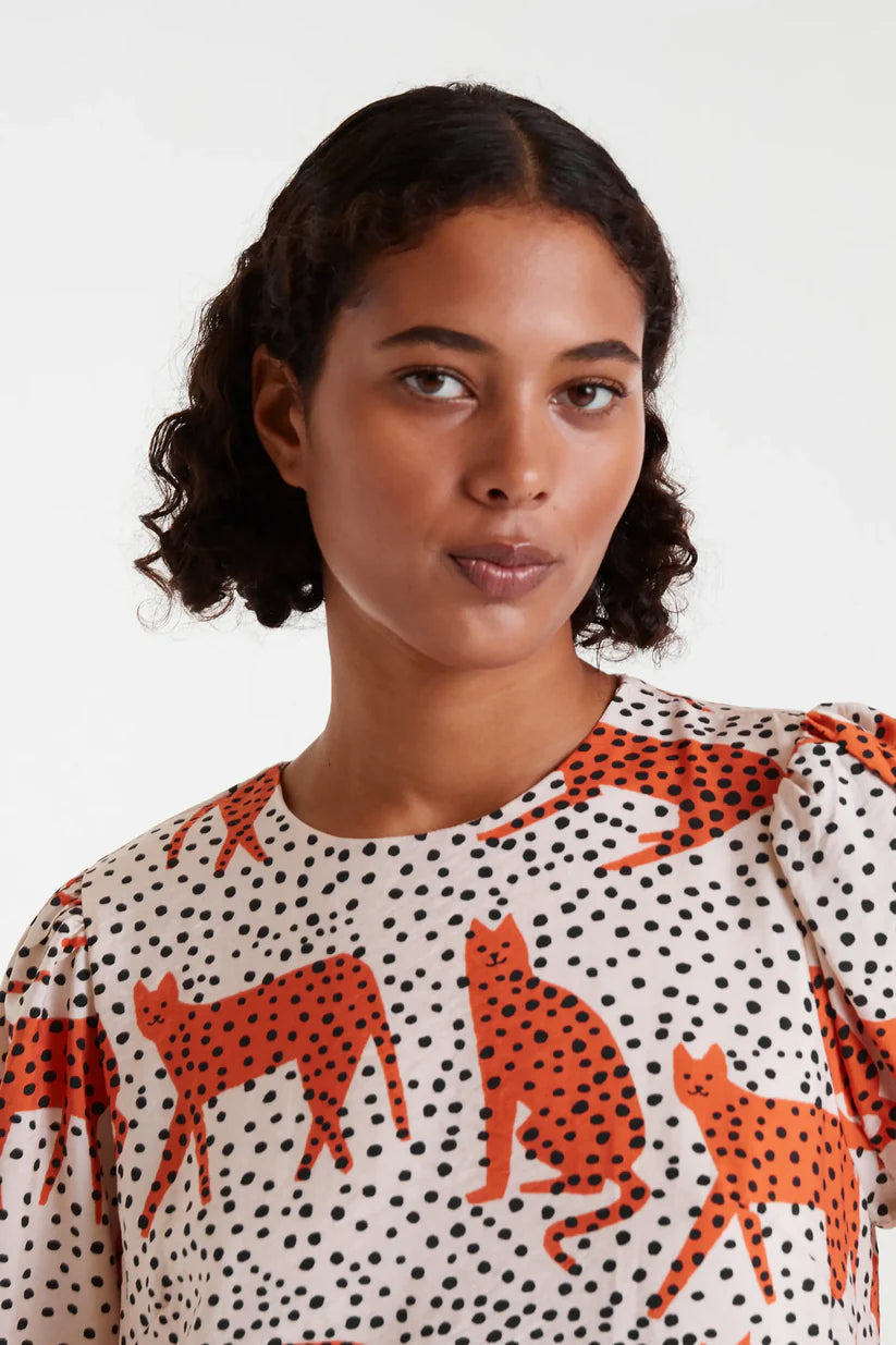 VESTIDO CORTO CON ESTAMPADO TANO COMPAÑÍA FANTÁSTICA