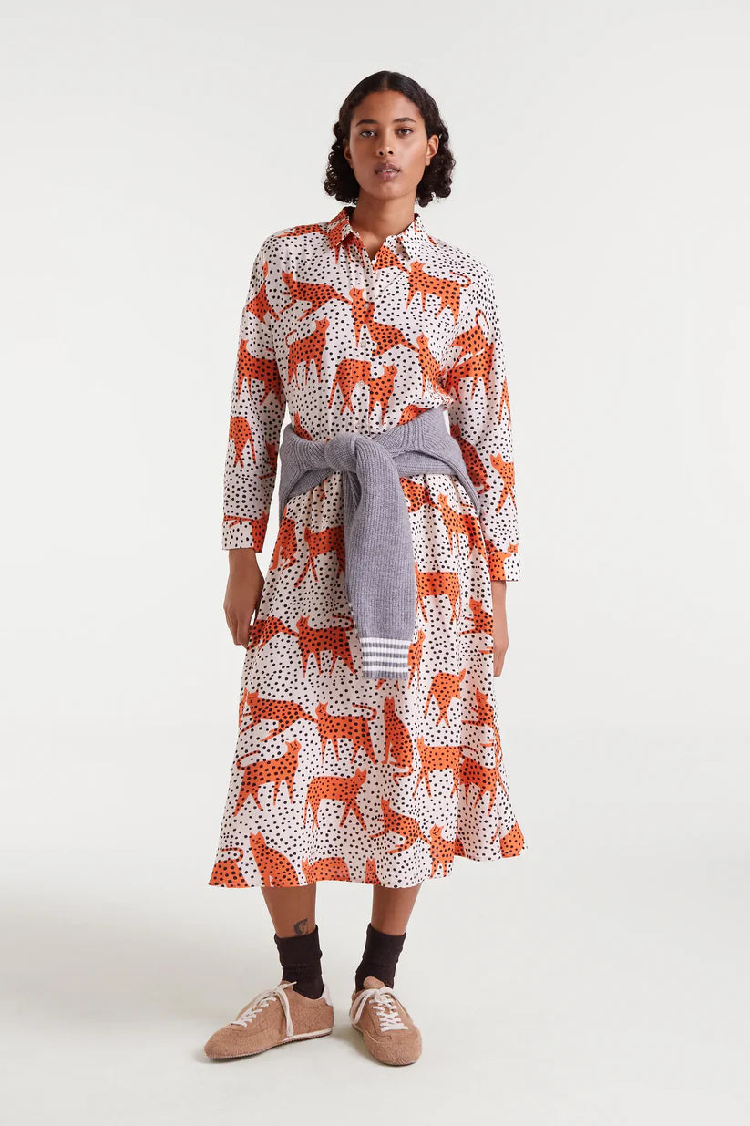 CAMISA CON ESTAMPADO TANO COMPAÑÍA FANTÁSTICA