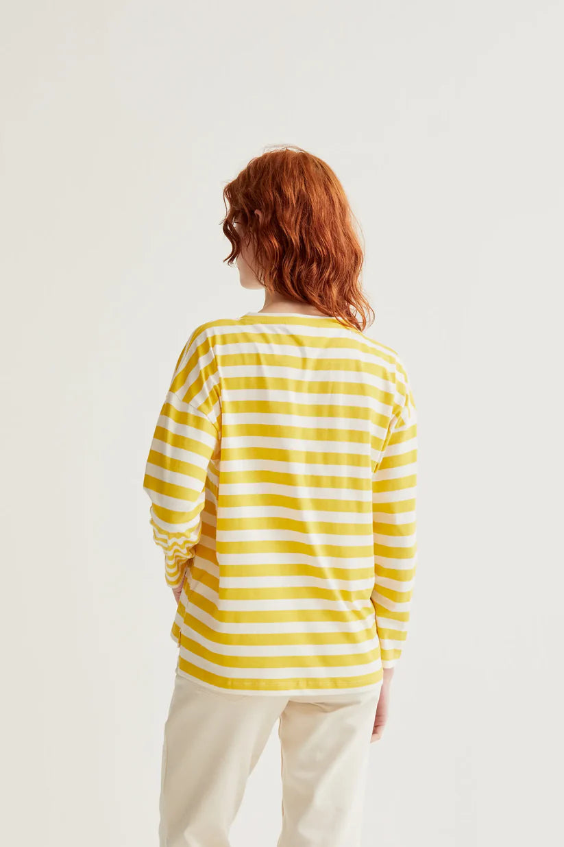 CAMISETA RAYAS AMARILLAS BORDADO DE TULIPÁN COMPAÑÍA FANTÁSTICA