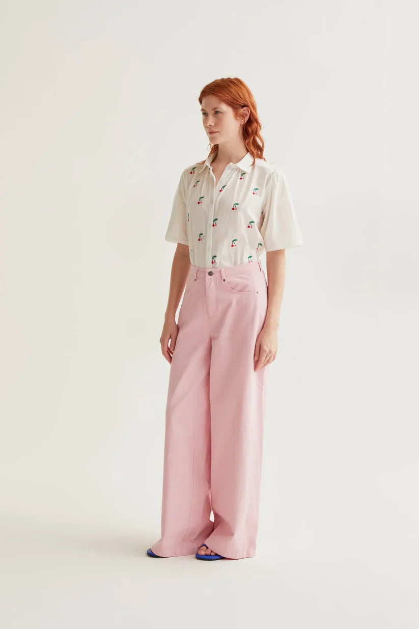 CAMISA ESTAMPADO WHITE CHERRIES COMPAÑÍA FANTÁSTICA
