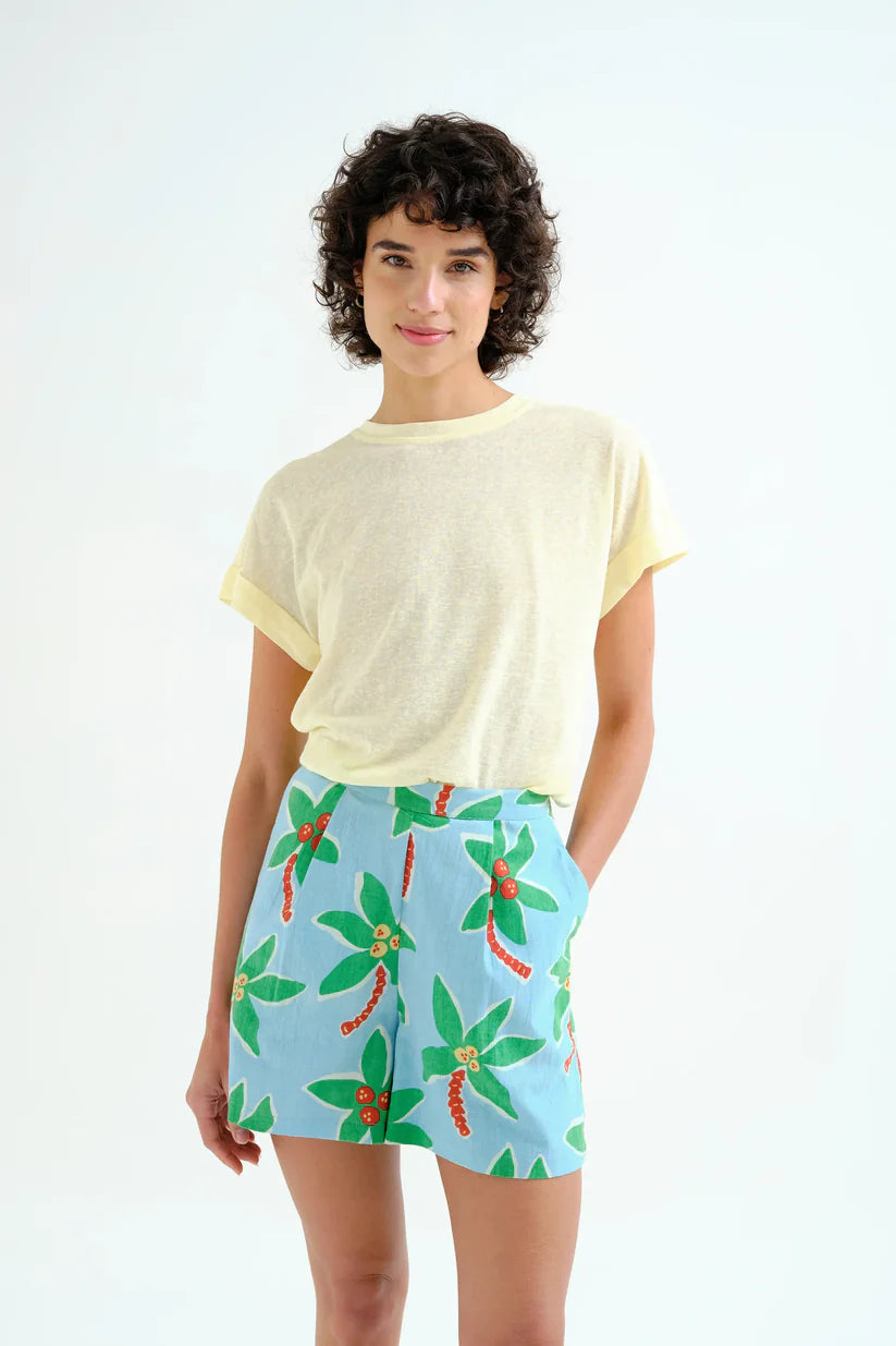 CAMISETA BASICA AMARILLA COMPAÑÍA FANTÁSTICA