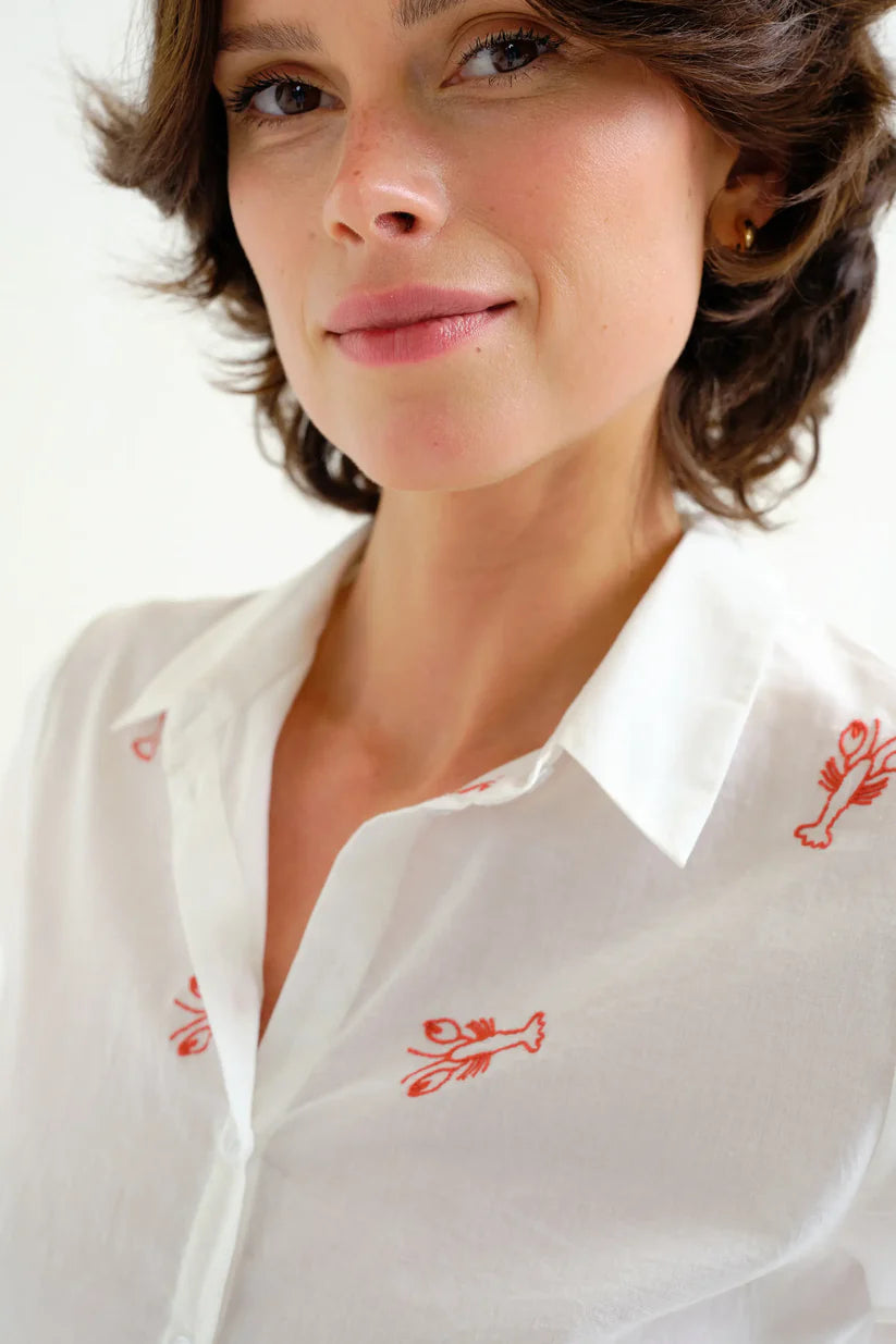 CAMISA BORDADO LANGOSTA ROJA COMPAÑÍA FANTÁSTICA
