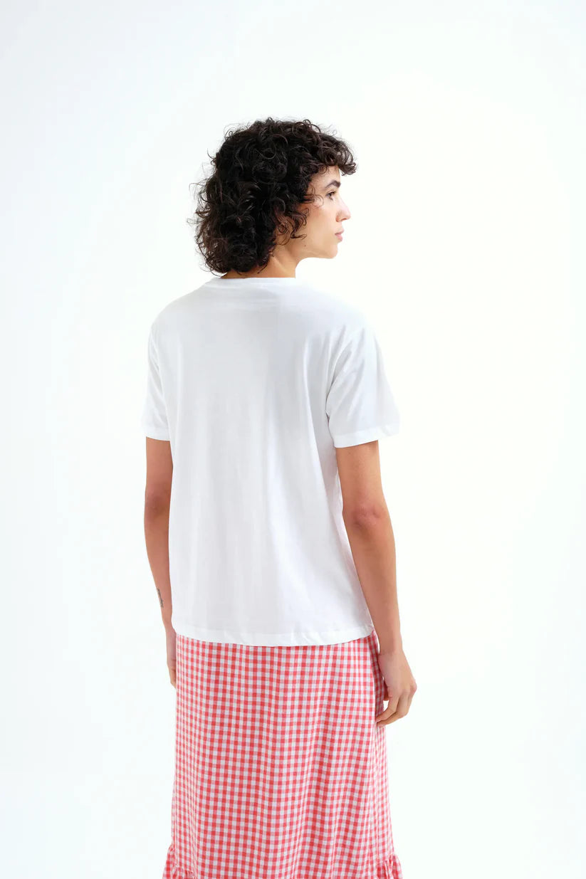 CAMISETA ESTAMPADO ÄMOR DE VERANO¨COMPAÑÍA FANTÁSTICA
