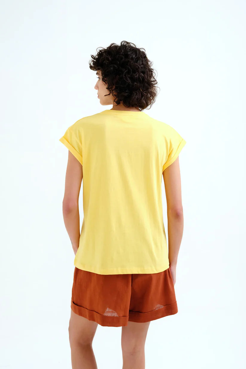 CAMISETA BORDADO NARANJA COMPAÑÍA FANTÁSTICA