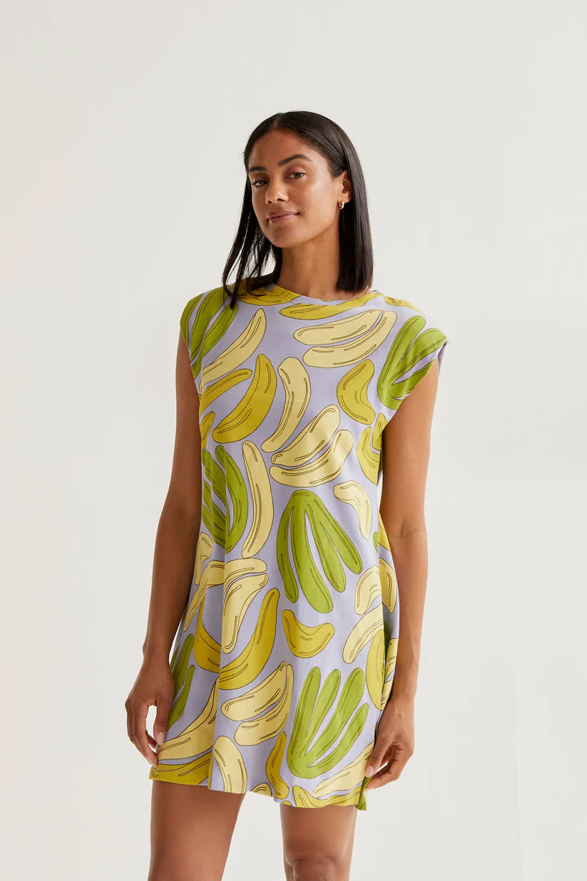 VESTIDO CORTO ESTAMPADO GUINEO COMPAÑÍA FANTÁSTICA