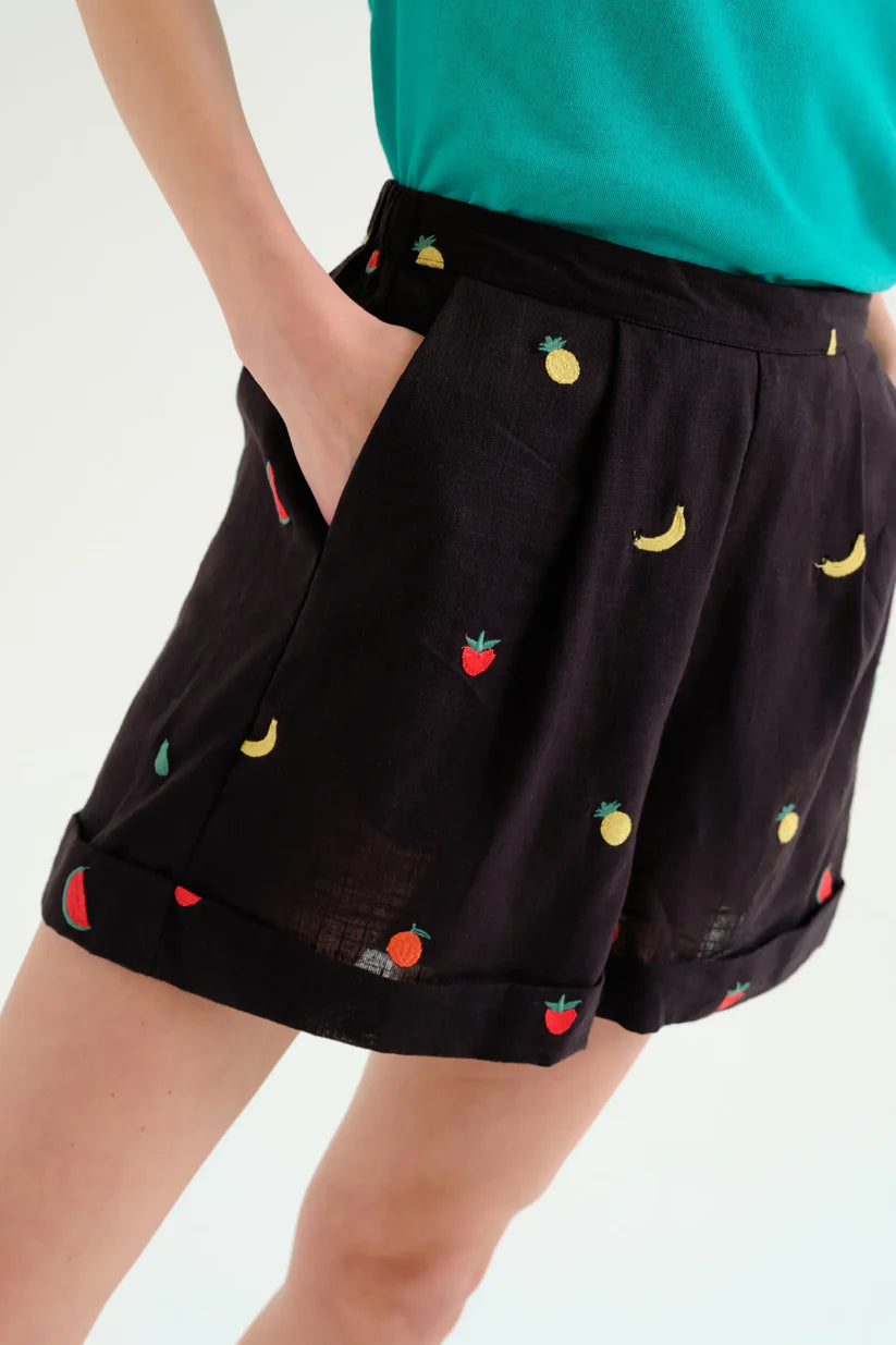SHORTS 100% ALGODÓN BORDADO ENSALADA DE FRUTAS COMPAÑÍA FANTÁSTICA