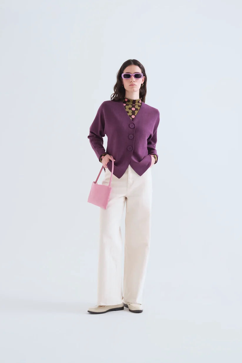 CARDIGAN BERENJENA COMPAÑÍA FANTÁSTICA