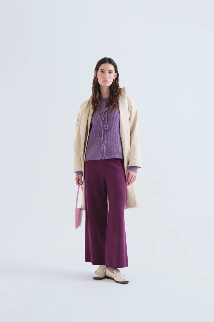 PANTALÓN BÁSICO DE PUNTO BERENJENA COMPAÑÍA FANTÁSTICA