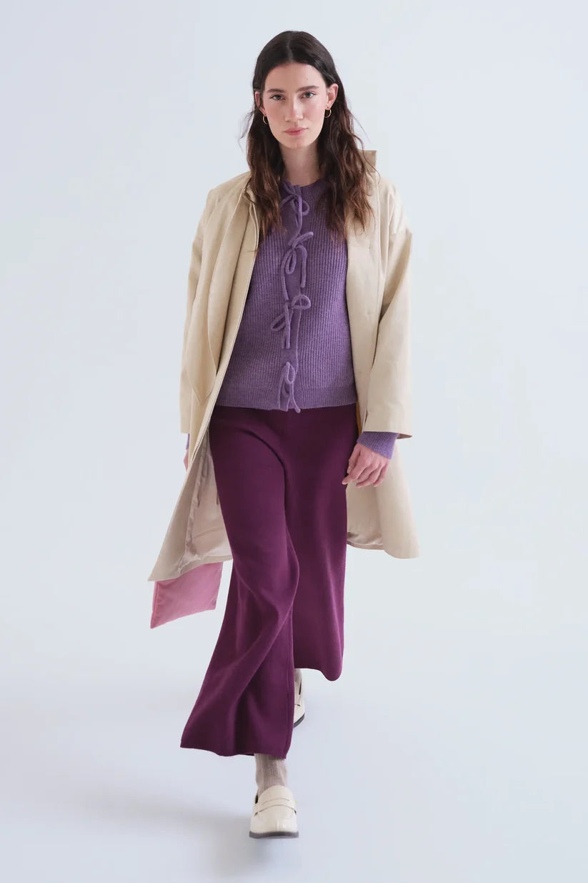 PANTALÓN BÁSICO DE PUNTO BERENJENA COMPAÑÍA FANTÁSTICA