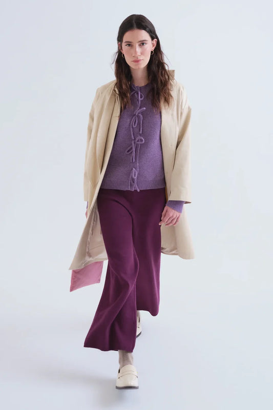PANTALÓN BÁSICO DE PUNTO BERENJENA COMPAÑÍA FANTÁSTICA
