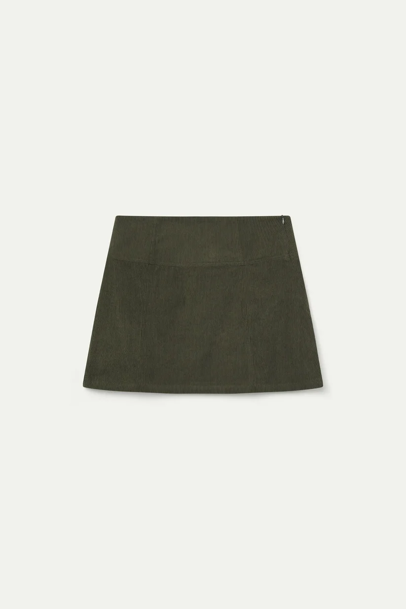 FALDA CORTA DE PANA VERDE COMPAÑÍA FANTÁSTICA
