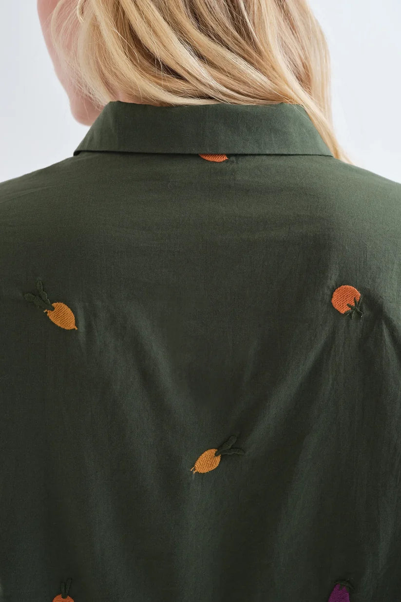 CAMISA 100% ALGODÓN BORDADOS DE VEGETALES COMPAÑÍA FANTÁSTICA