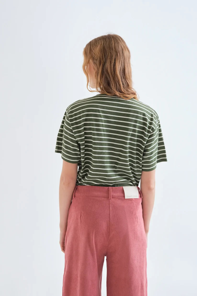 CAMISETA 100% ALGODÓN ESTAMPADO RAYAS VERDE OLIVA COMPAÑÍA FANTÁSTICA