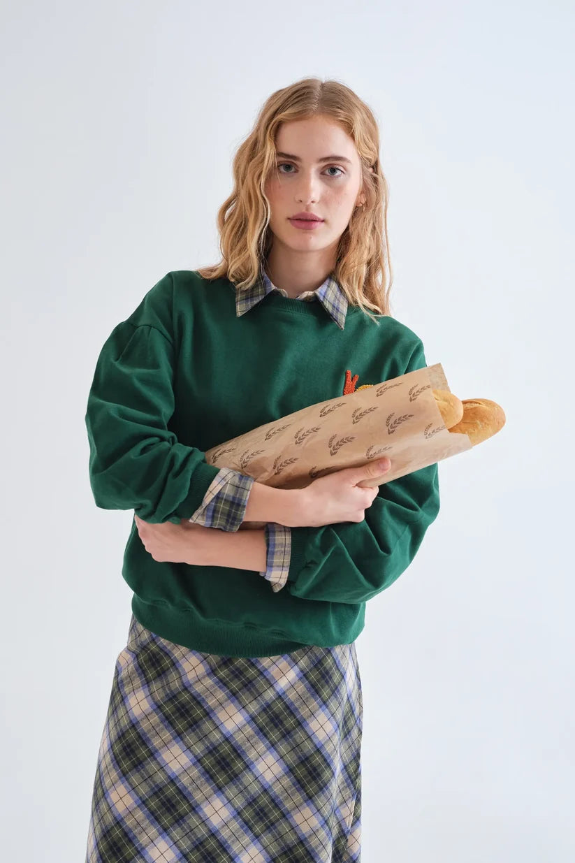 SUDADERA 100% ALGODÓN VERDE CON PARCHE DE CARACOL COMPAÑÍA FANTÁSTICA