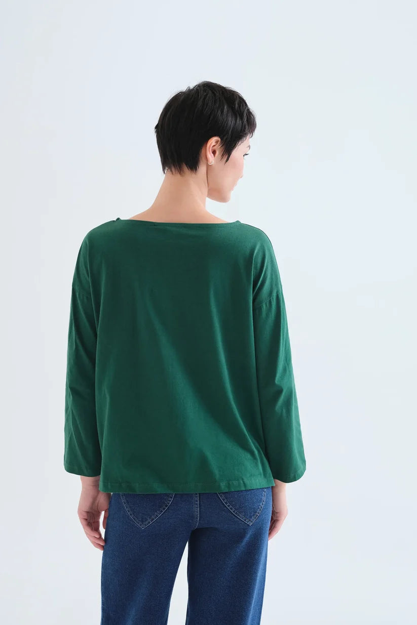 CAMISETA 100% ALGODÓN VERDE CON PARCHE DE HONGO COMPAÑÍA FANTÁSTICA