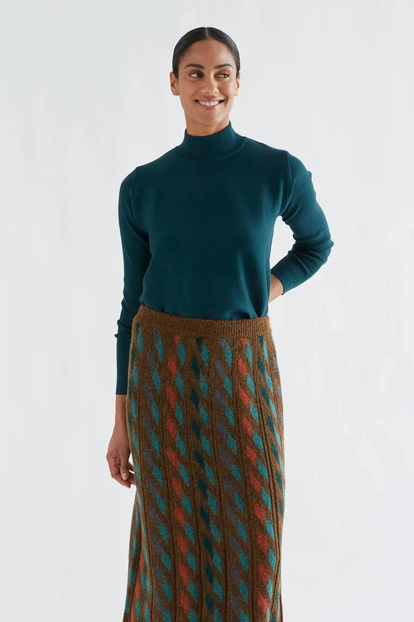 JERSEY CUELLO ALTO BÁSICO VERDE OSCURO COMPAÑÍA FANTÁSTICA