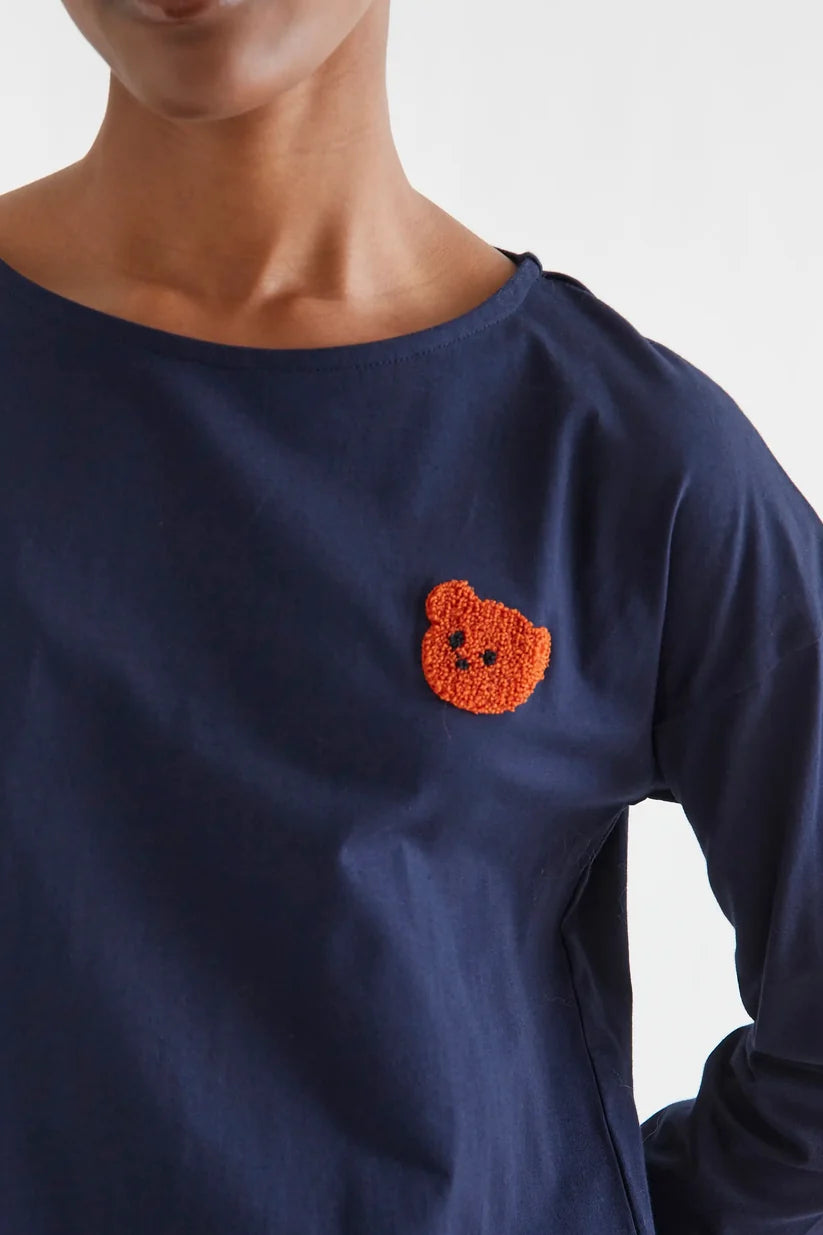 CAMISETA 100% ALGODÓN PARCHE DE OSITO COMPAÑÍA FANTÁSTICA