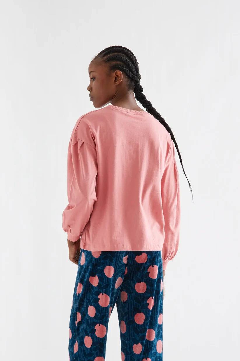 CAMISETA 100% ALGODÓN PARCHE FLOR COMPAÑÍA FANTÁSTICA