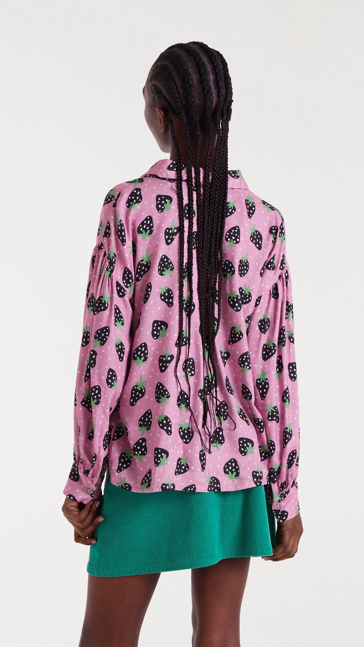 CAMISA ESTAMPADO FRESAS COMPAÑÍA FANTÁSTICA
