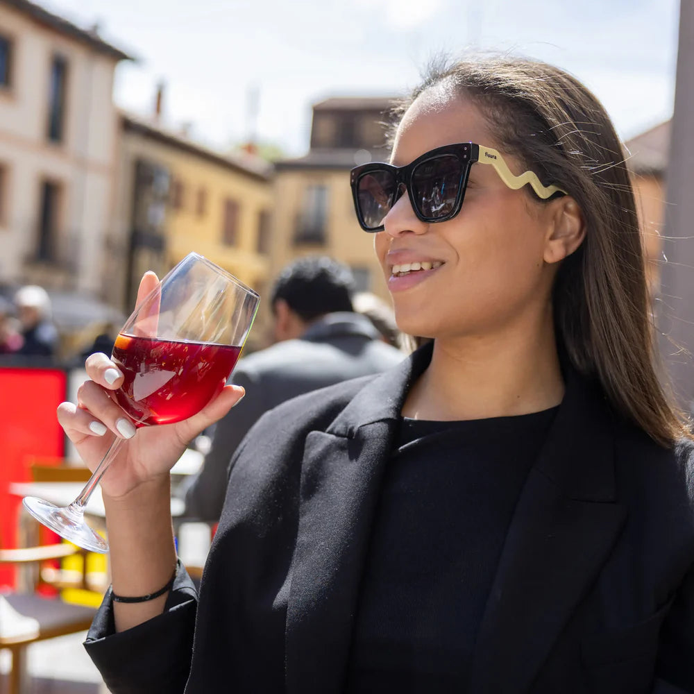 GAFAS DE SOL ¨ALL YOU NEED IS LOVE¨ FISURA