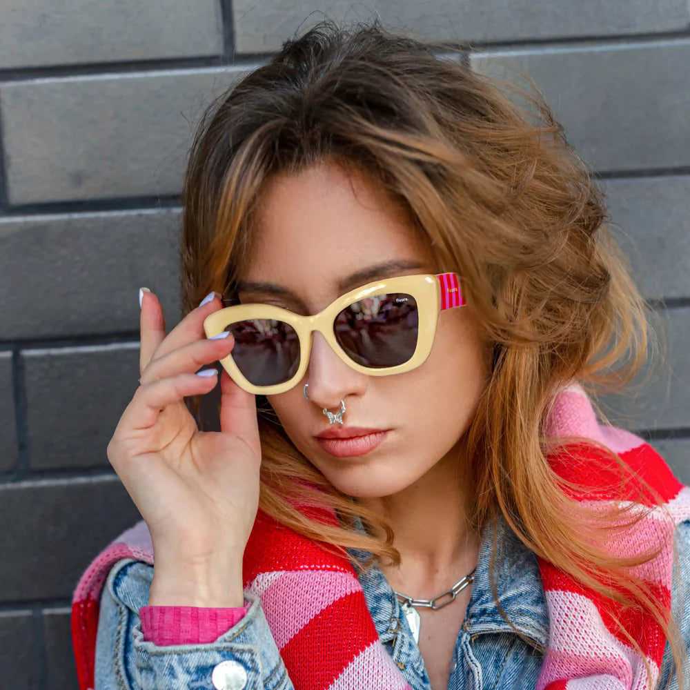 GAFAS DE SOL ¨BORN TO BE CUTE¨FISURA