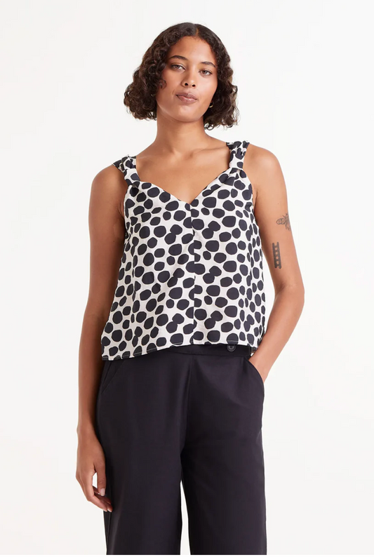 TOP TIRANTES ESTAMPADO TERRAZO COMPAÑÍA FANTÁSTICA