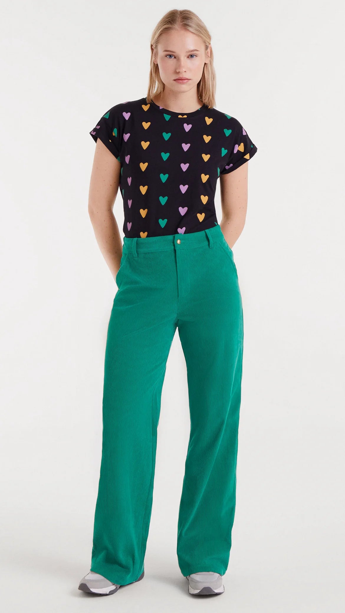 CAMISETA CORAZONES COMPAÑÍA FANTÁSTICA