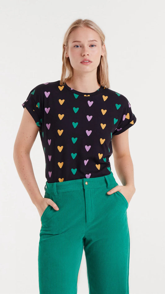 CAMISETA CORAZONES COMPAÑÍA FANTÁSTICA