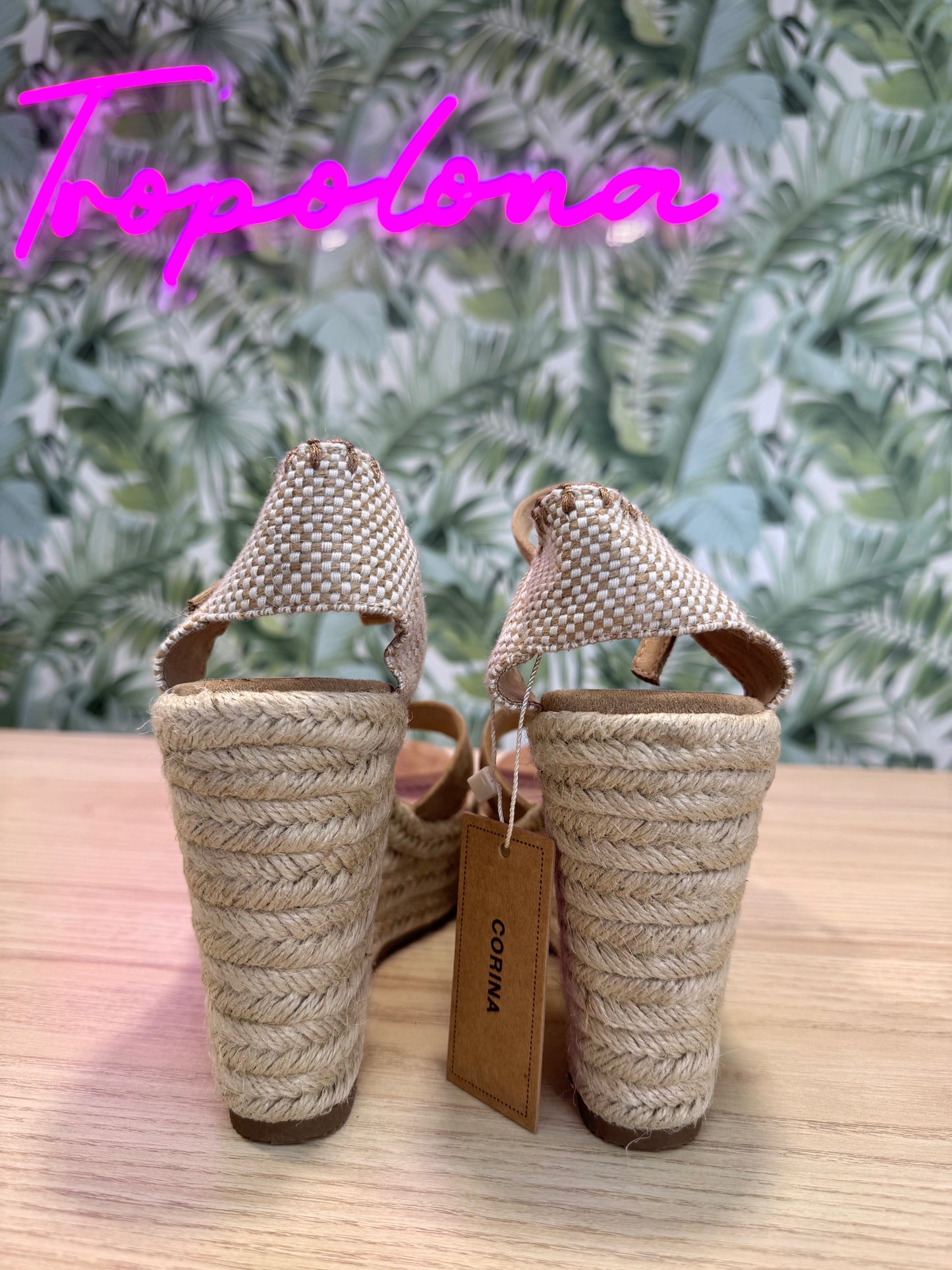 CUÑA TIRAS CRUZADAS CORINA