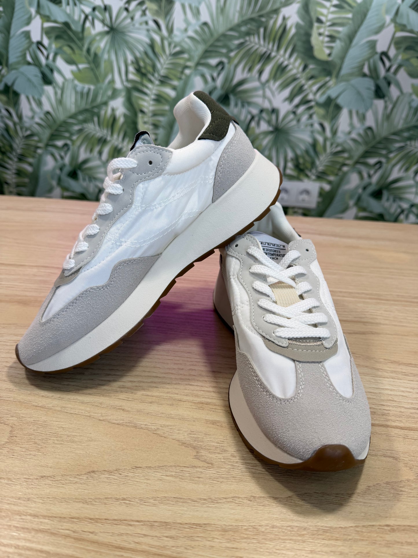 DEPORTIVOS BLANCOS CORINA