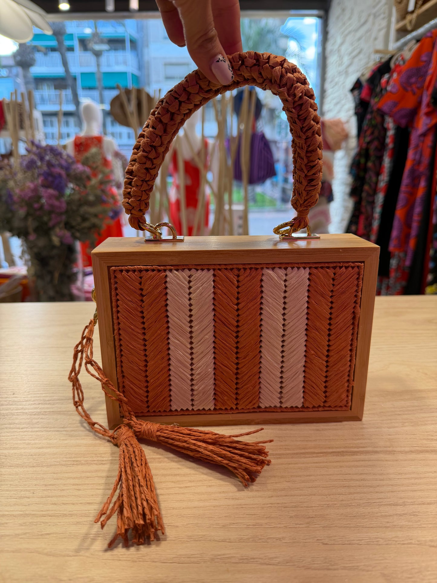 CLUTCH DE MADERA