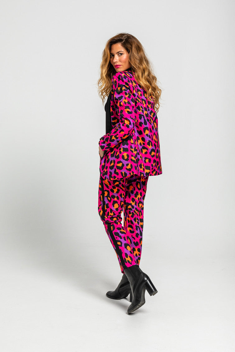 AMERICANA SMOKING DE ESTAMPADO ANIMAL FUCSIA LOLINA