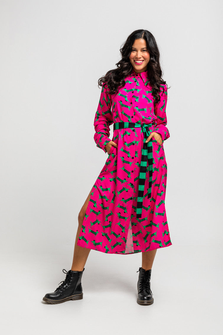 CAMISERO LARGO SENCILLO DE ESTAMPADO DE PERRITOS FUCSIA LOLINA