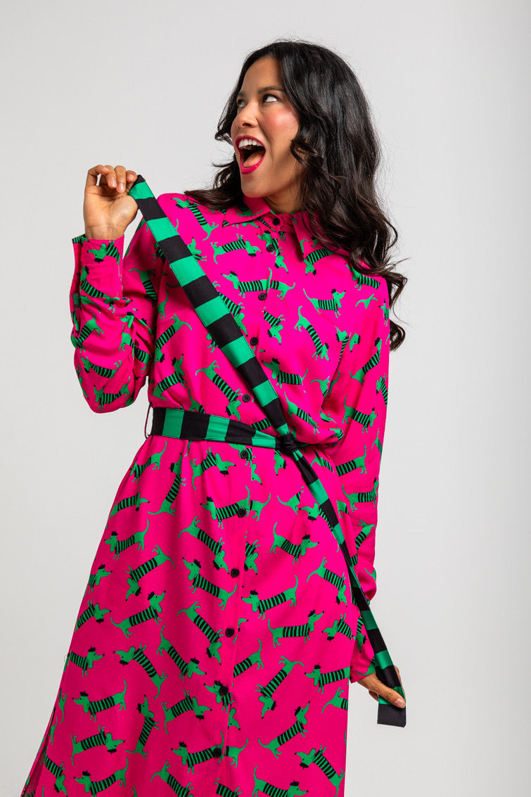 CAMISERO LARGO SENCILLO DE ESTAMPADO DE PERRITOS FUCSIA LOLINA