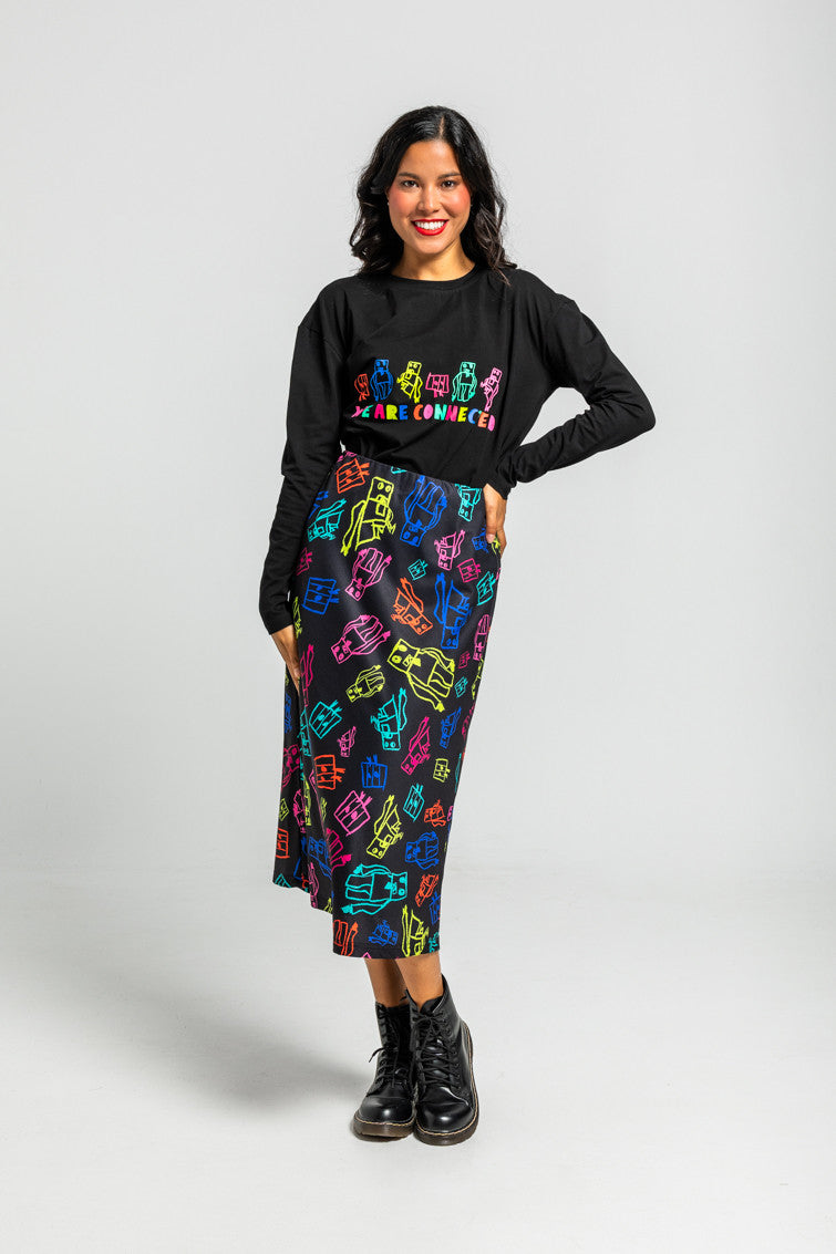 CAMISETA OVERSIZE DE GARABATOS DE ROBOTS MULTICOLOR WE ARE CONNECTED LOLINA