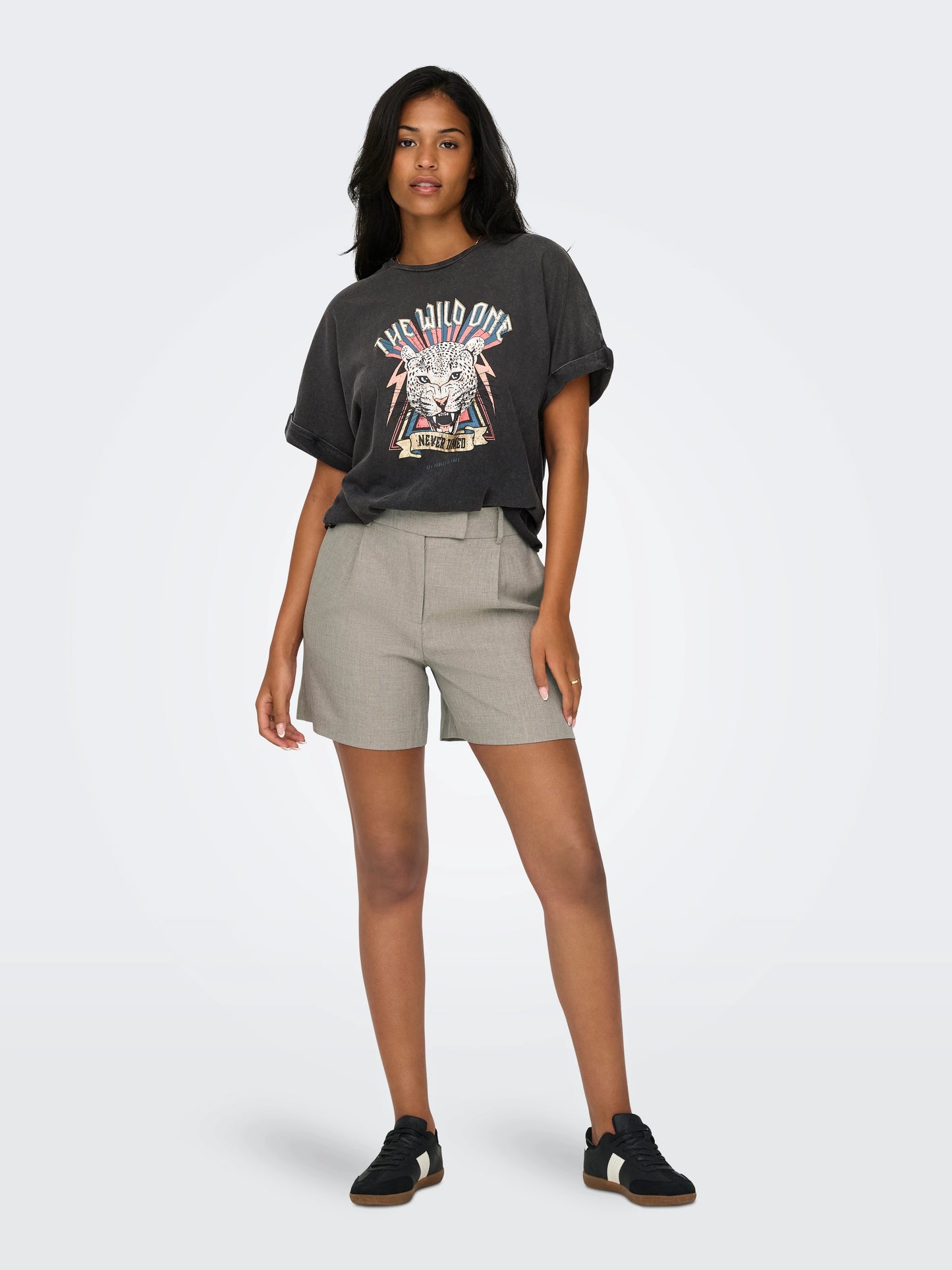 SHORTS CINTURA ALTA ONLY