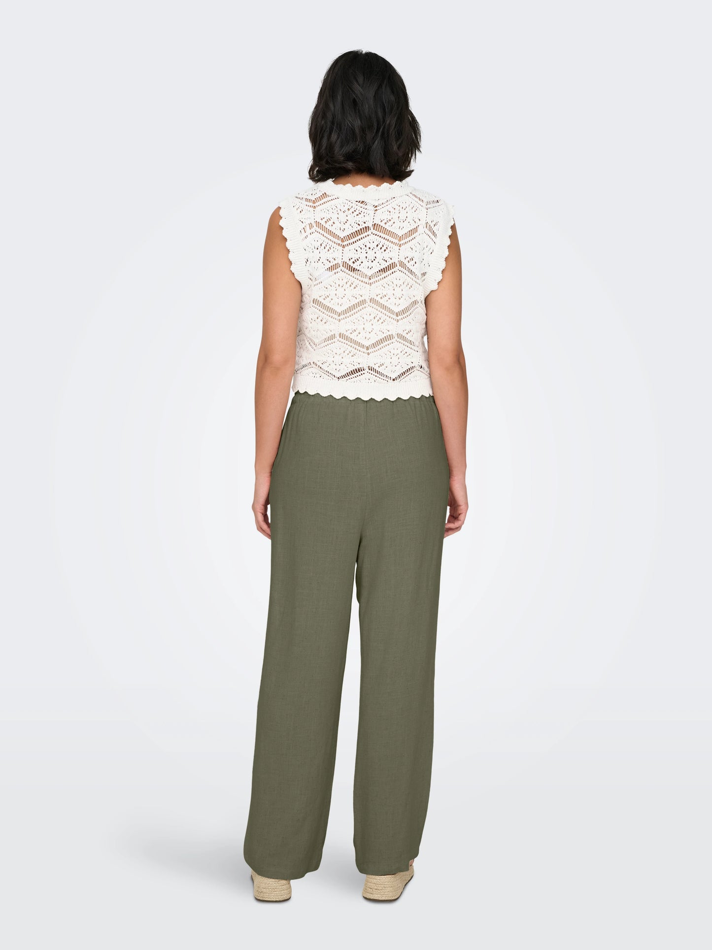 PANTALÓN CORTE RECTO ONLY